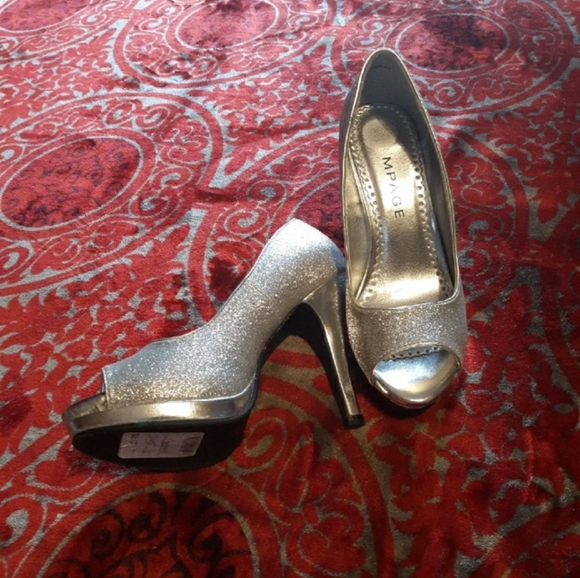 Silver sparkle heels - Picture 2 of 2